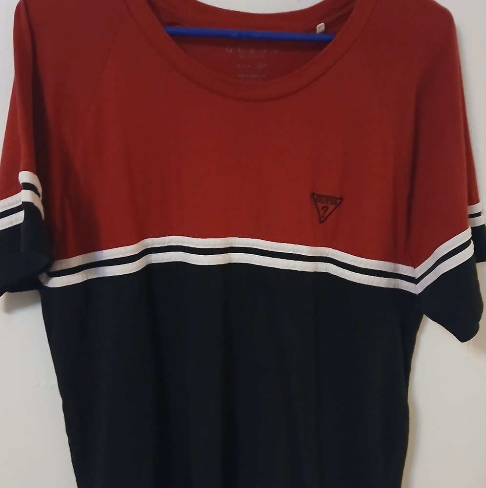 Guess t-shirt